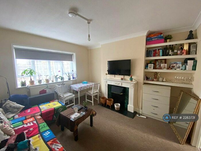 4 Bedroom Flat To Rent In Isis House, London, NW8