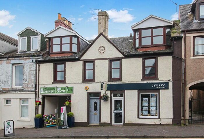 3 Bedroom Maisonette To Rent In Townhead Street, Strathaven, Lanarkshire, ML10