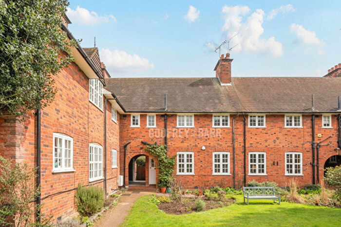 2 Bedroom Cottage For Sale In Temple Fortune Hill, Hampstead Garden Suburb, NW11