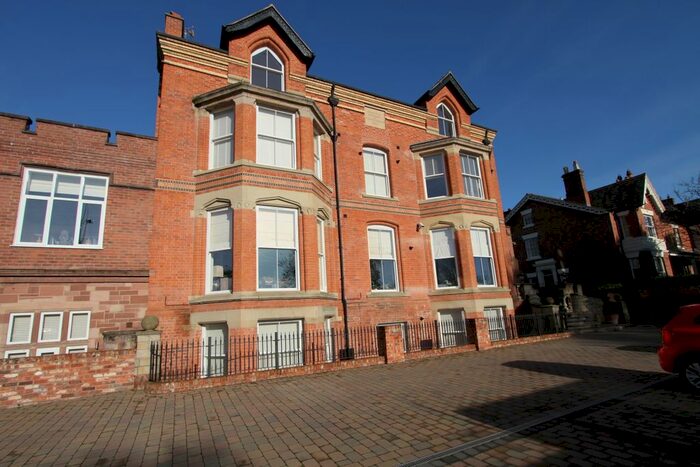 2 Bedroom Flat To Rent In Hough Green, Chester, Cheshire CH4