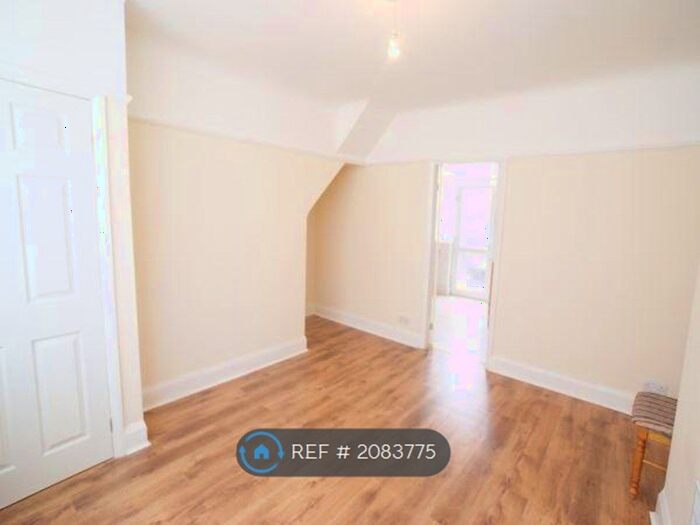 3 Bedroom Terraced House To Rent In Grafton Street, Liverpool, L8