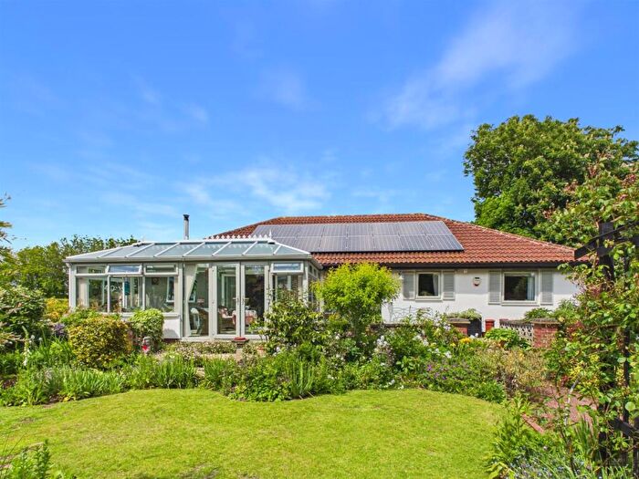4 Bedroom Detached Bungalow For Sale In Green Lane, Rewe, Exeter, EX5