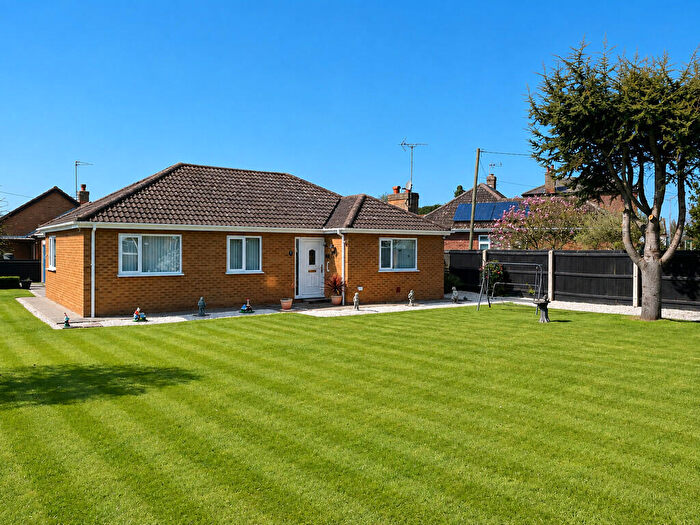 3 Bedroom Detached Bungalow For Sale In Eastgate, Fleet Hargate, PE12