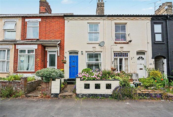 3 Bedroom Terraced House For Sale In Hotblack Road, Norwich, Norfolk, NR2