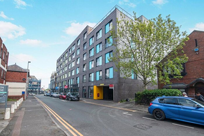 1 Bedroom Flat For Sale In Victoria Street, West Bromwich, B70