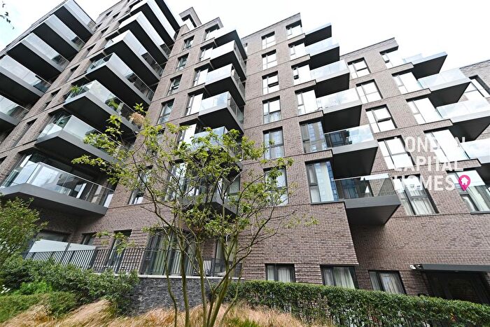 2 Bedroom Flat For Sale In Willowbrook House, Coster Avenue, London, N4