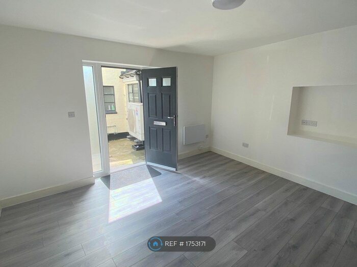 1 Bedroom Flat To Rent In The Brassworks, Kidderminster, DY10