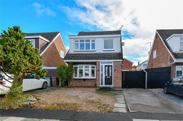 3 Bedroom Detached House For Sale In Sycamore Close, Saughall Massie, Wirral, CH49