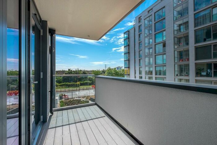 2 Bedroom Apartment To Rent In Egret Heights, Waterside Way, London, N17