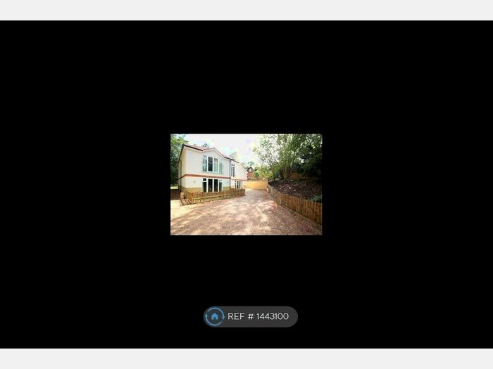 2 Bedroom Flat To Rent In Roke Road, Kenley, CR8