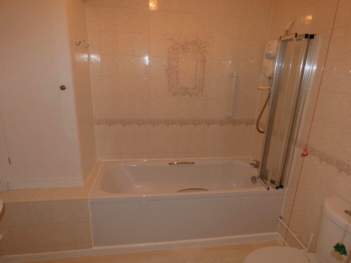 1 Bedroom Apartment To Rent In Pennsylvania Road, Exeter, EX4