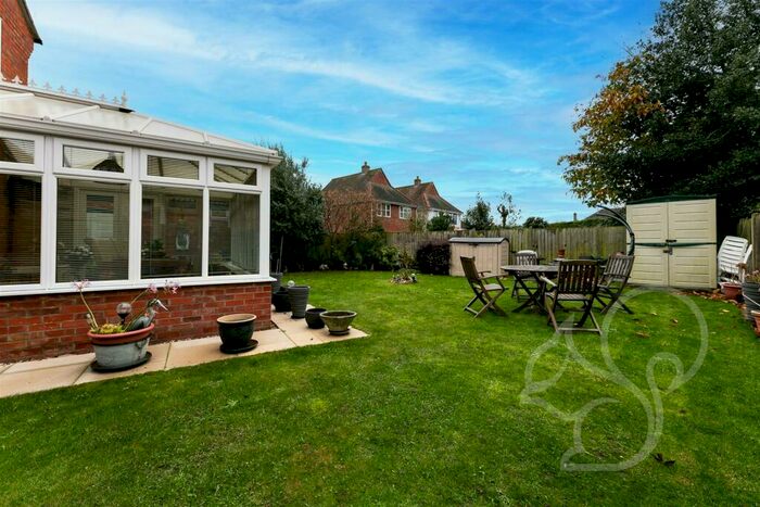 4 Bedroom Detached House For Sale In Richmond Road, West Mersea, CO5