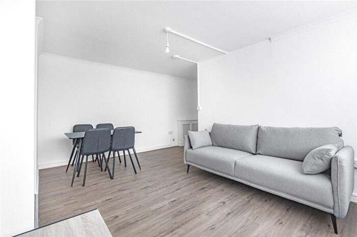 1 Bedroom Flat To Rent In Oxendon Street, London, SW1Y