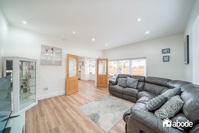 3 Bedroom Semi-detached House For Sale In Clinning Road, Southport, PR8