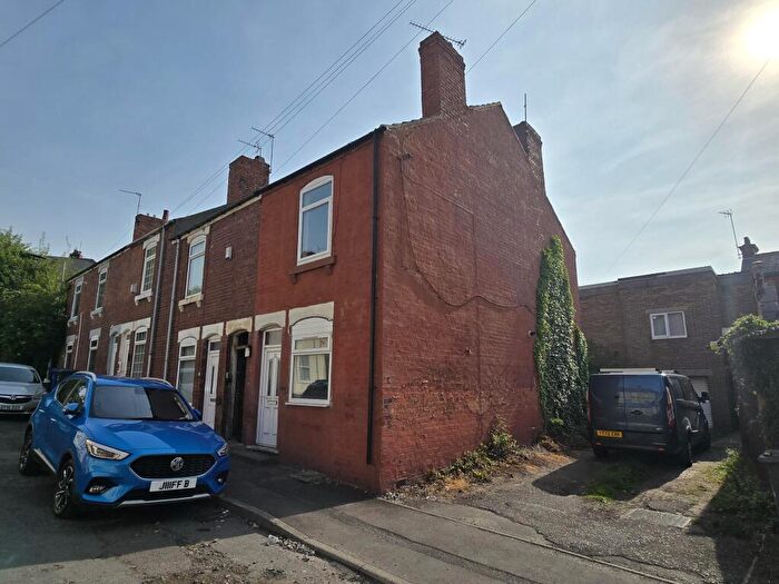 2 Bedroom End Of Terrace House For Sale In Beaconsfield Street, Mexborough, S64