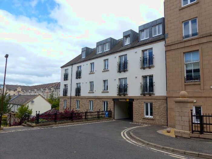 2 Bedroom Flat To Rent In Hopetoun Crescent, New Town, Edinburgh, EH7
