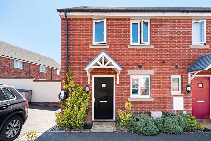 2 Bedroom End Of Terrace House For Sale In Broadhays Drive, Cranbrook, Exeter, EX5