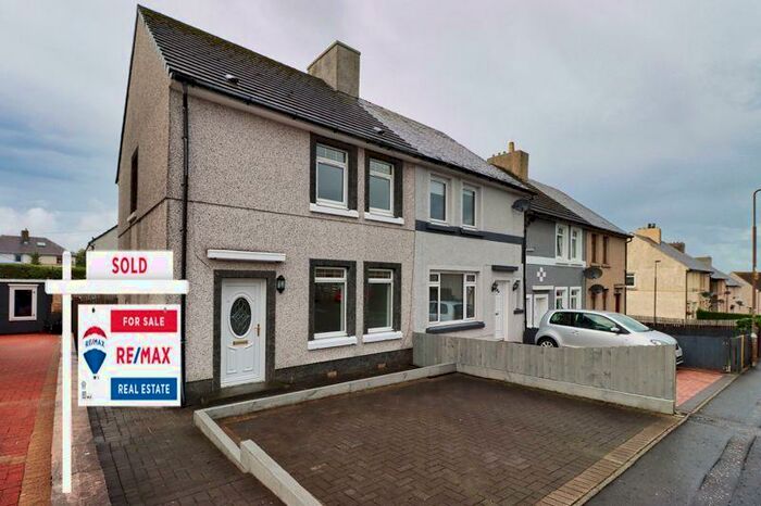 2 Bedroom Terraced House For Sale In Stanley Road, Greenrigg, ML7