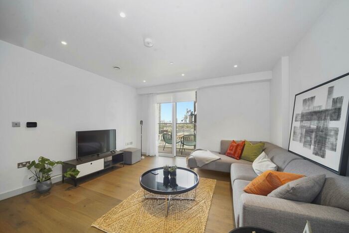 2 Bedroom Apartment To Rent In Mawes House, SE17