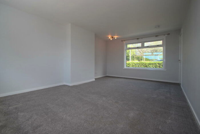 3 Bedroom End Of Terrace House To Rent In Raymond Place, East Kilbride, G75