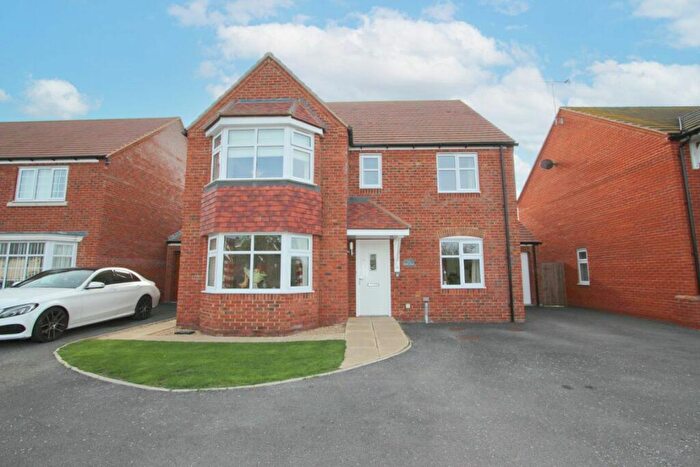 5 Bedroom House To Rent In Harris Close, Newton Leys, MK3