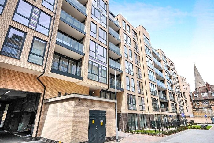3 Bedroom Penthouse For Sale In Grove Place, London, SE9