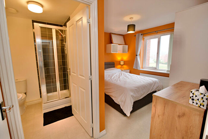 2 Bedroom Apartment For Sale In Signals Drive, Coventry, CV3