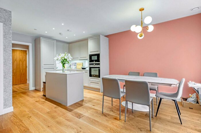 3 Bedroom Terraced House To Rent In Thonrey Close, Colindale, London, NW9