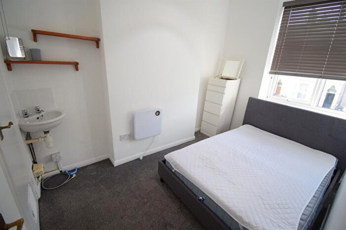 1 Bedroom House To Rent In Kings Road, Cardiff, CF11