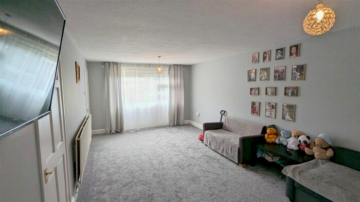 4 Bedroom End Of Terrace House For Sale In Hartland, Skelmersdale, WN8
