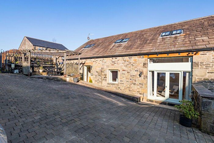4 Bedroom Barn Conversion For Sale In Upper Ellistones Barn, Portman Close, Stainland, HX4