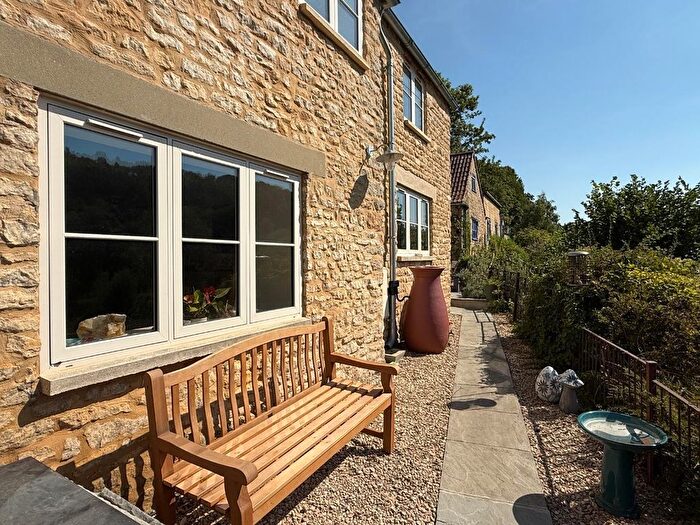 3 Bedroom Property For Sale In High Street, Chalford, Stroud, GL6