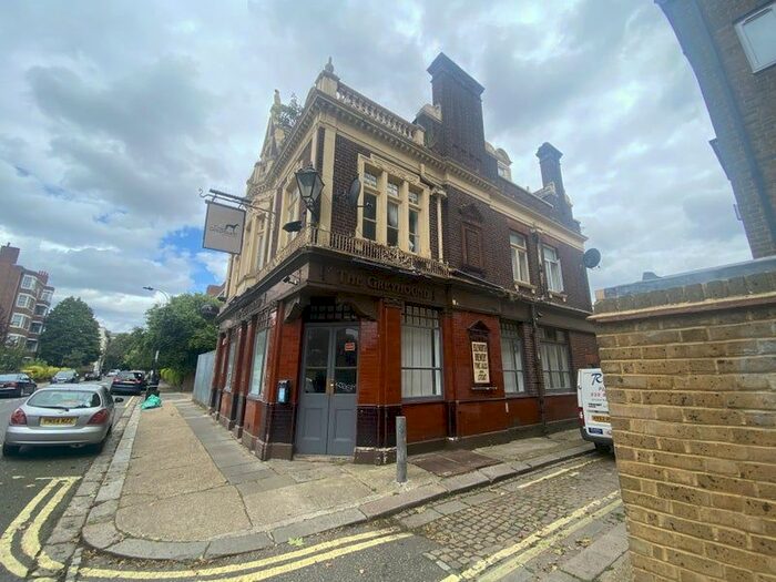 8 Bedroom Flat To Rent In Becklow Road, London, W12