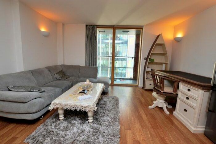 2 Bedroom Flat To Rent In West Point, Leeds, LS1