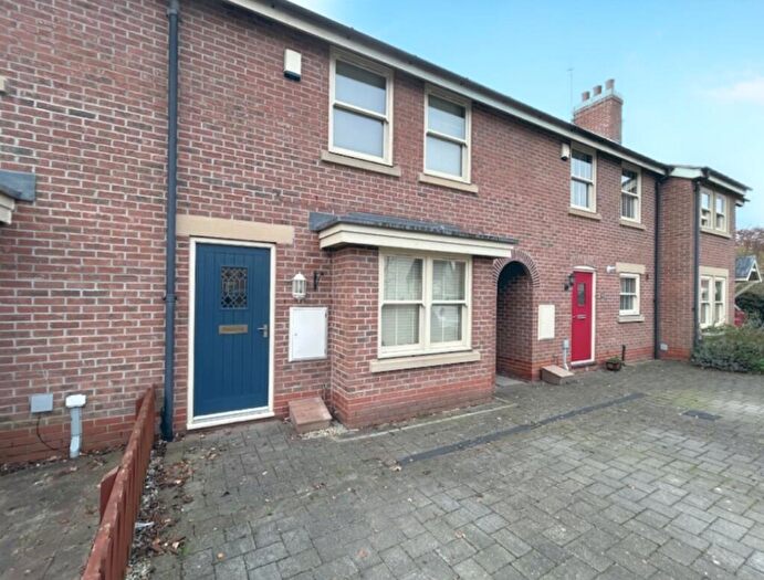 3 Bedroom Town House To Rent In Mill Weir Gardens, Sefton Village, L29