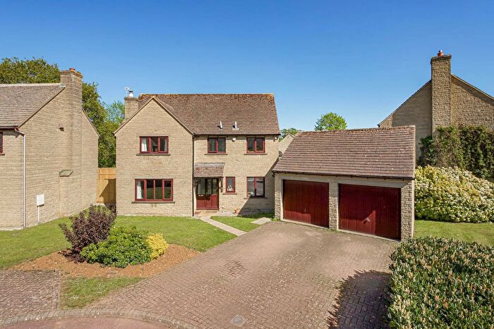 4 Bedroom Detached House For Sale In Crabtree Park, Fairford, Gloucestershire, GL7