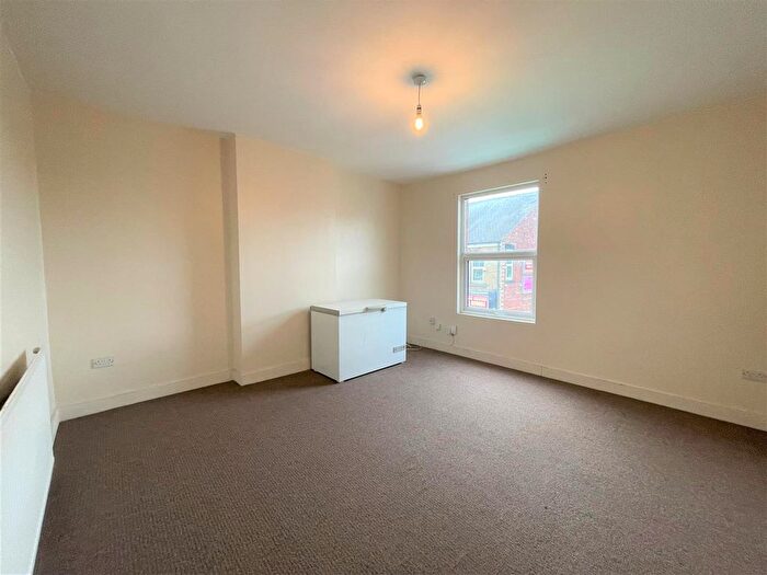 2 Bedroom Flat To Rent In Doncaster Road, Mexborough, Doncaster, S64