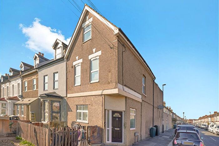 1 Bedroom Flat To Rent In Canterbury Road, Croydon, CR0