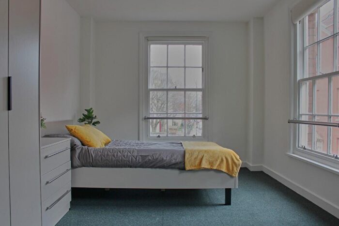5 Bedroom Flat To Rent In Cumberland Street, Bristol, BS2