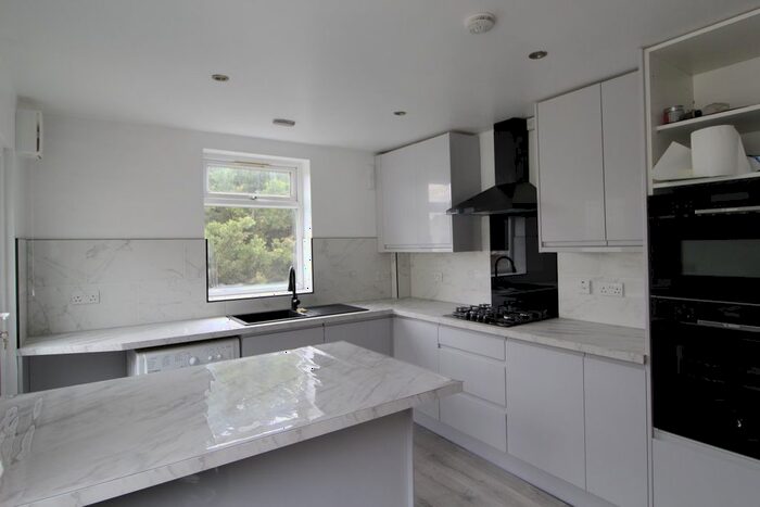 1 Bedroom Flat To Rent In Stanley Road, London, E4