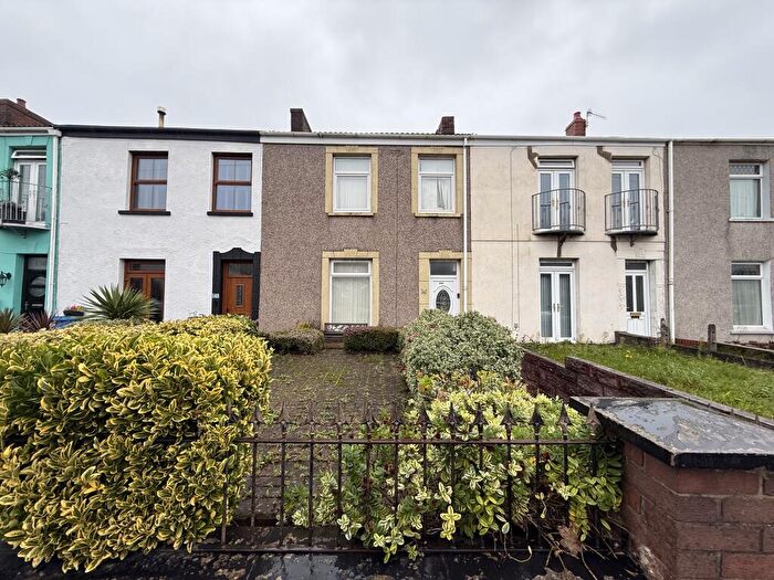 2 Bedroom Terraced House To Rent In Oystermouth Road, City Centre, SA1