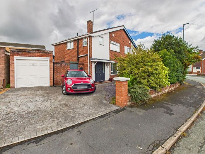 3 Bedroom Semi Detached House For Sale In Richmond Crescent, Vicars Cross, CH3