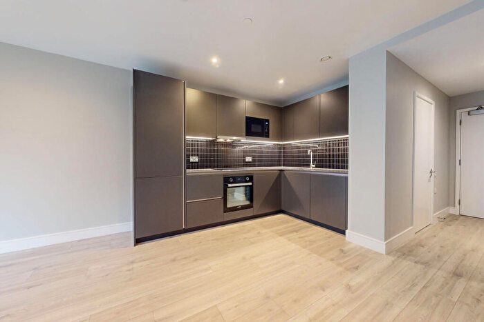 1 Bedroom Apartment To Rent In Parkside, SE17