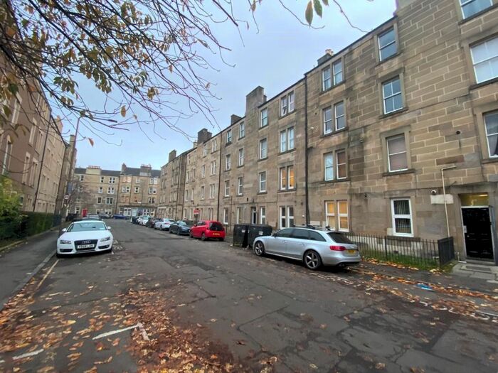 2 Bedroom Flat To Rent In Orwell Place, Dalry, Edinburgh, EH11