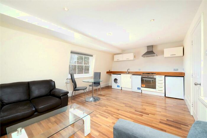 1 Bedroom Apartment To Rent In Hackney Road, Hackney, London, E2