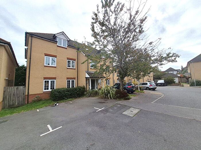2 Bedroom Flat For Sale In Chubbs Mews, Parkstone, Poole, BH12