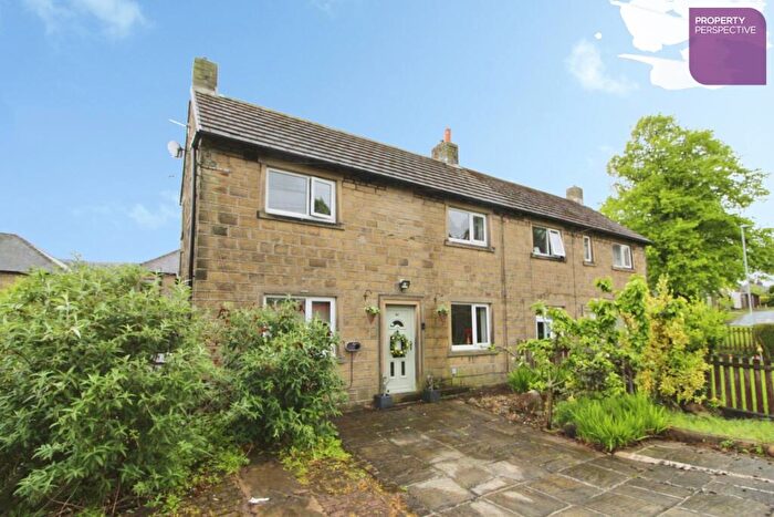 3 Bedroom Semi-Detached House For Sale In Longlands Avenue, Slaithwaite, Huddersfield, HD7