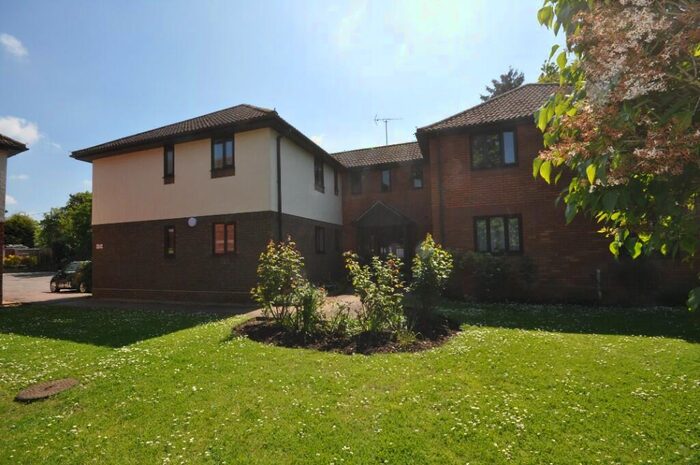 2 Bedroom Flat To Rent In Heriot Way, CM9