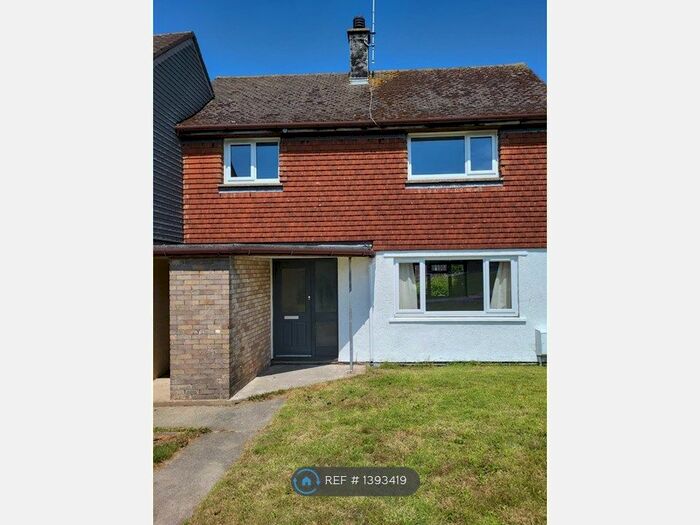 3 Bedroom Semi-Detached House To Rent In Doleithin, Anglesey, LL65