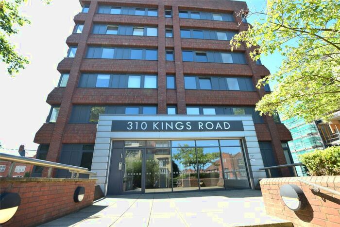 2 Bedroom Apartment To Rent In Kings Road, Reading, Berkshire, RG1